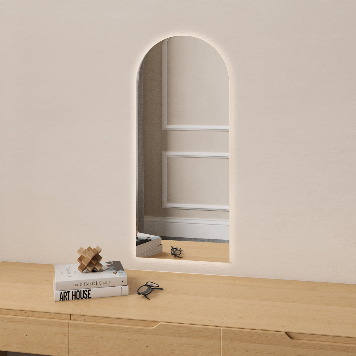 Kaari - Modern Arch Mirror With LED-Lights (30x70cm)