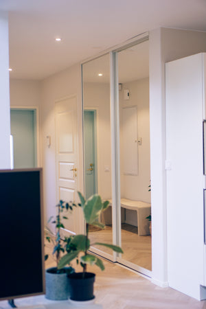 Peililiukuovet mittatilauksena