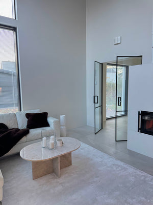 Frame Selkä – pariovi saranoilla