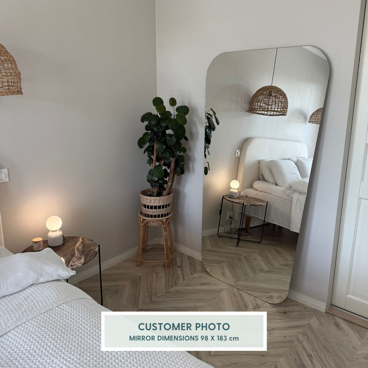 Retro Style Mirror With Lights (60x100cm)