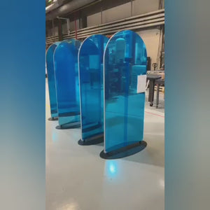 Kampaamopeili - Kaari (90x190 cm)