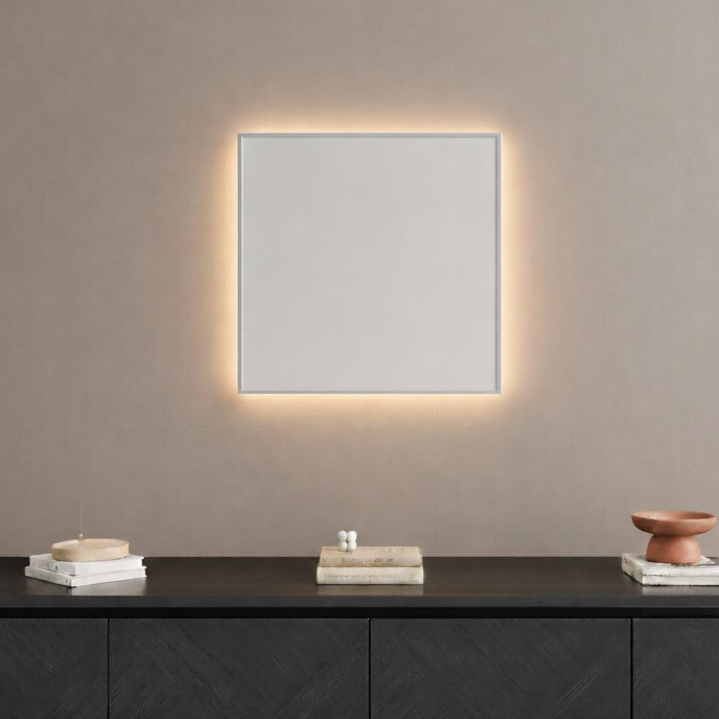 Aitta-peili LED-valoilla ja hopeisella kehyksellä (50x50 cm)