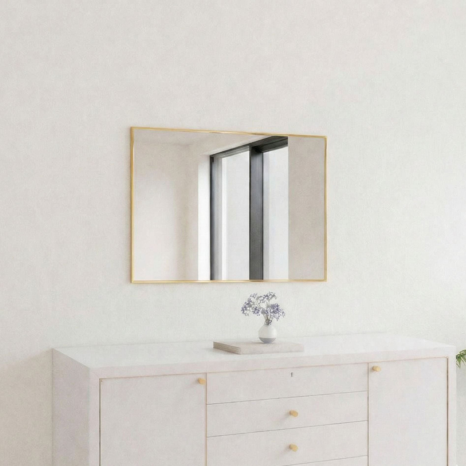 Aitta-peili kultamessinkikehyksellä (50x60 cm)