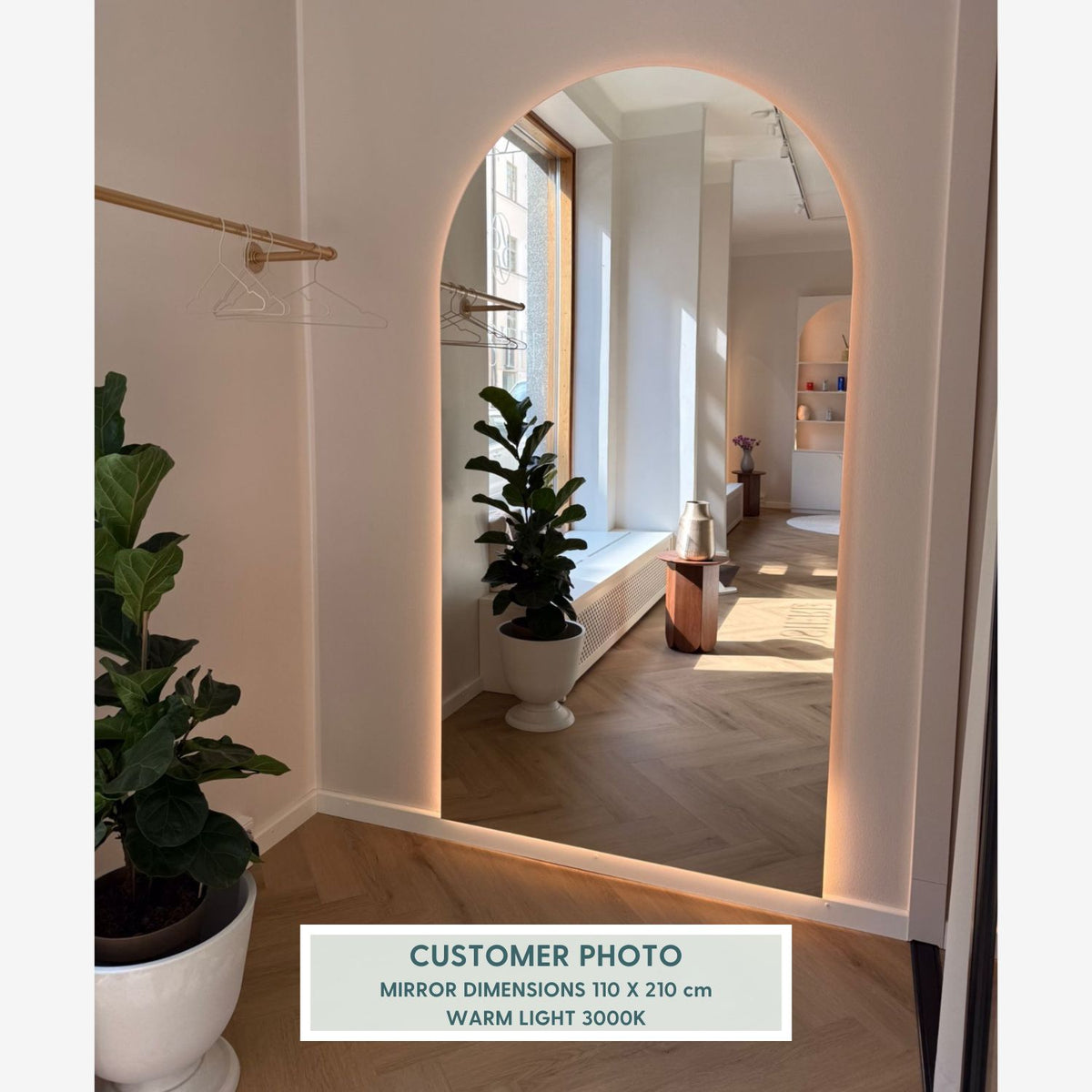 Kaari-jättipeili LED-valoilla (130x220 cm)