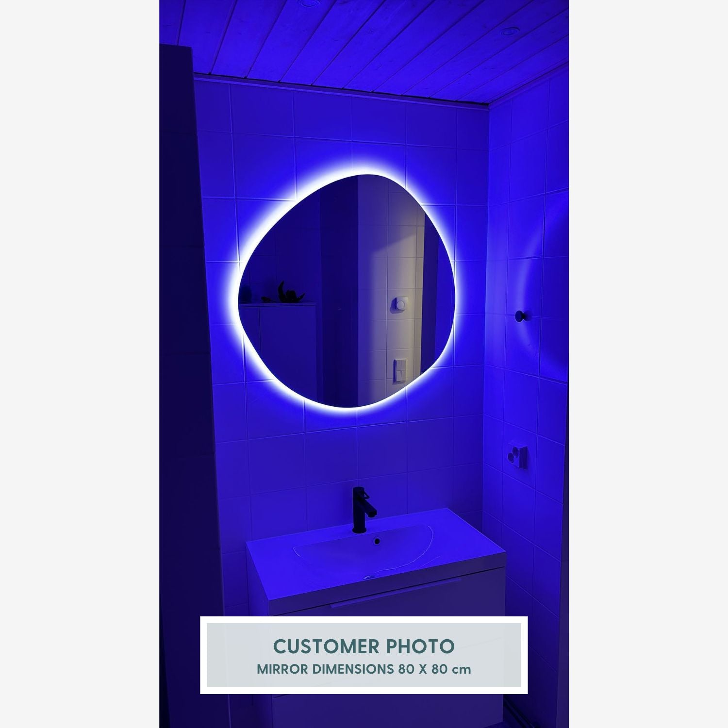 Kivi-peili värivaloilla