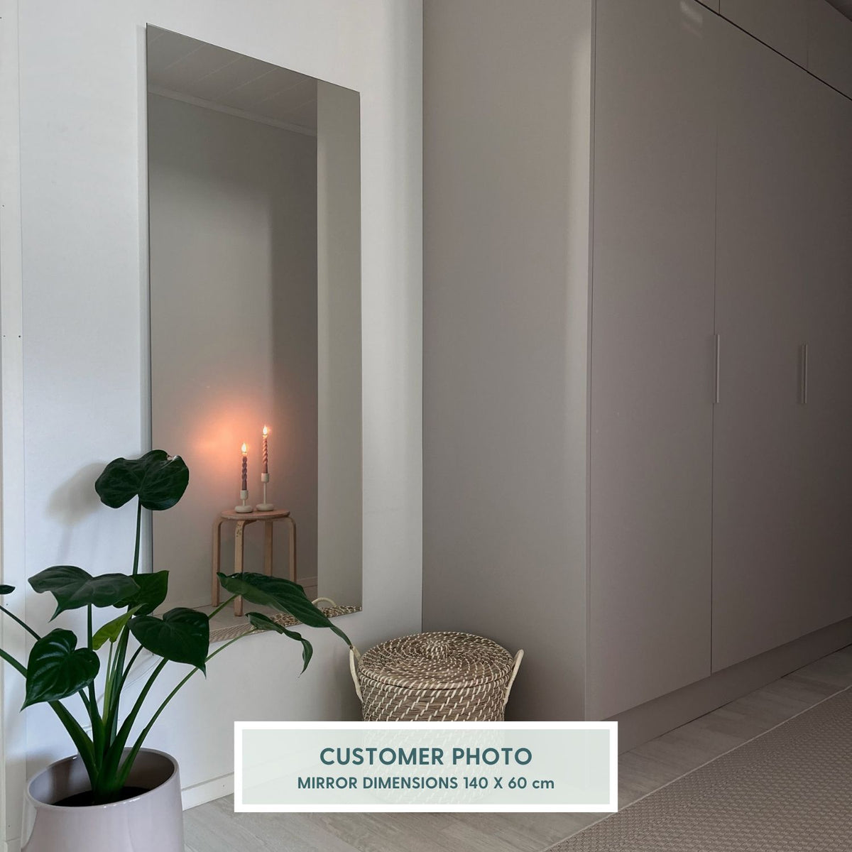 Kehyksetön neliskulmainen peili (80x60cm)