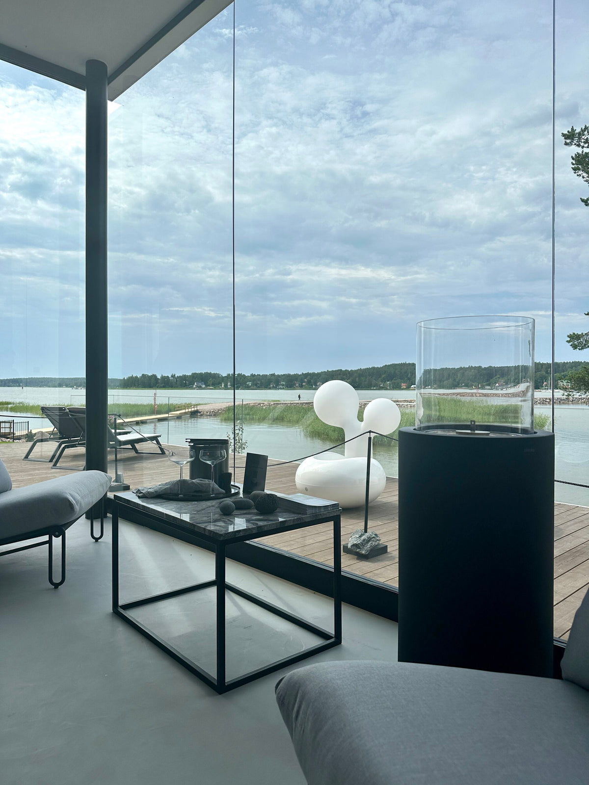 Panorama kehyksetön terassilasitus - vain liukuovet