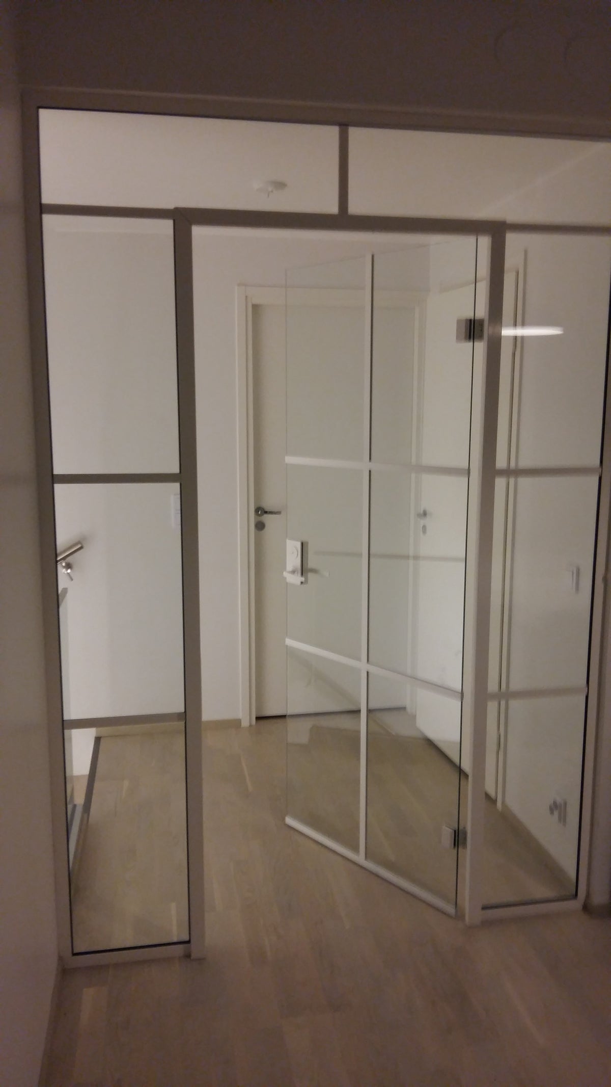 Frame Ranta – lasiovi sivulaseilla