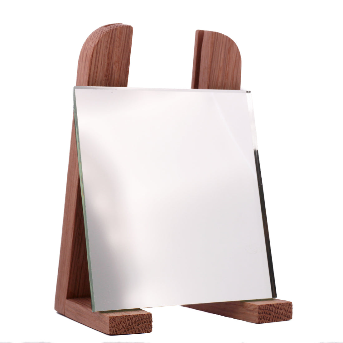 <strong>Kirkas</strong>