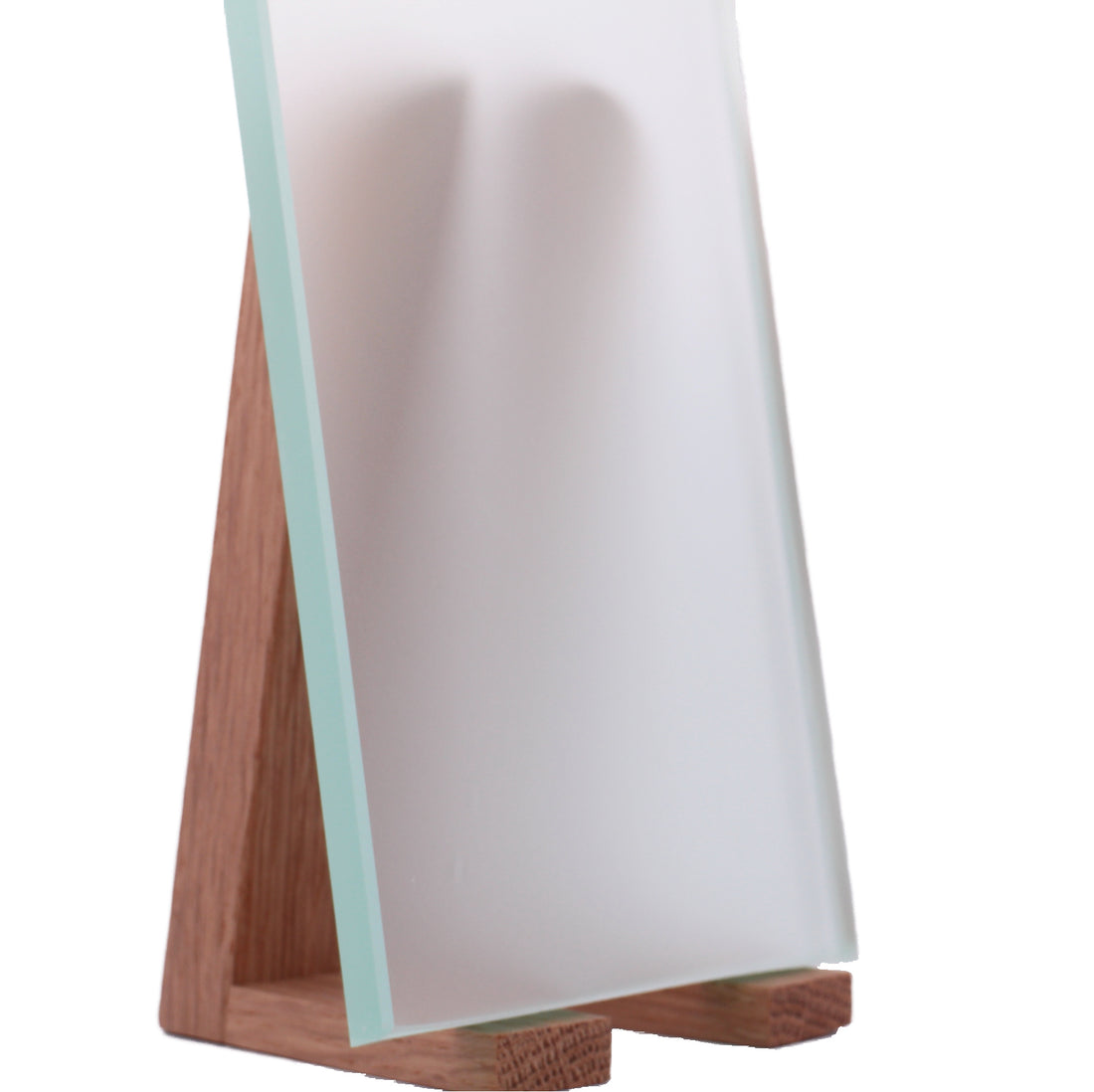 <strong>Kirkas satiini</strong>