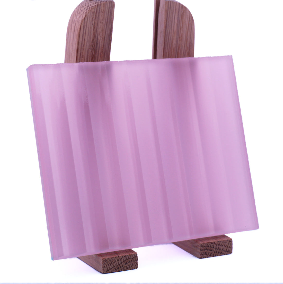 <strong>Vaaleanpunainen satiini</strong>